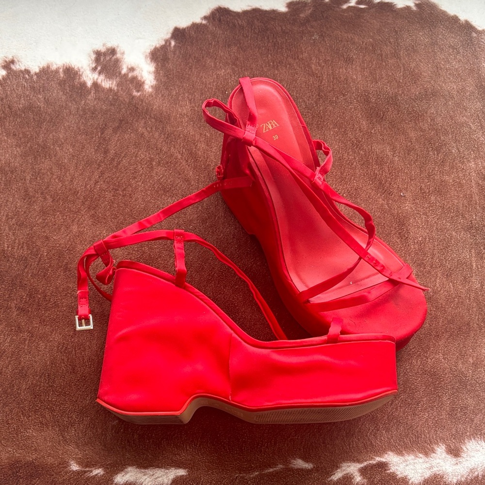 Zara Women's Bright Red Wedge Sandals